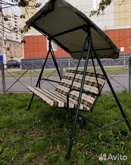 Садовые качели до 240кг габариты 167х149х95