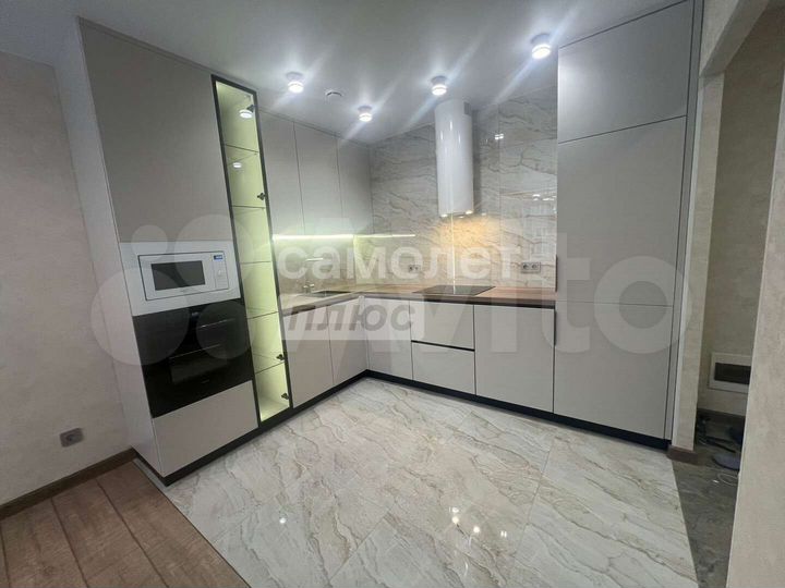 2-к. квартира, 54 м², 2/8 эт.