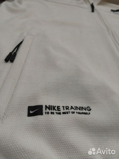 Спортивный костюм Nike