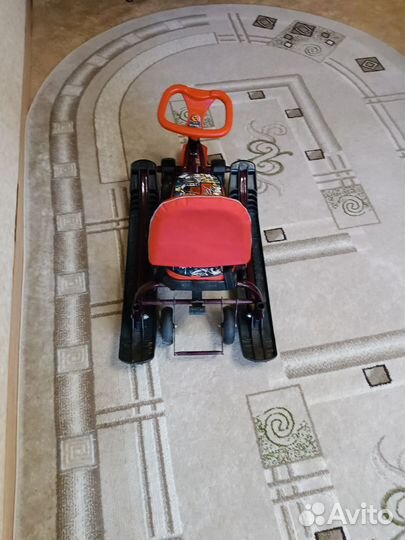 Детский снегокат с колесами