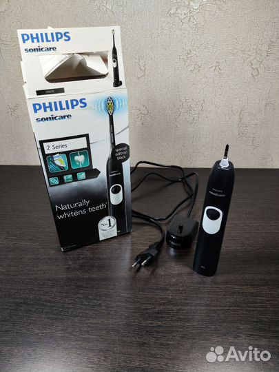 Зубная щётка Philips Sonicare электрическая