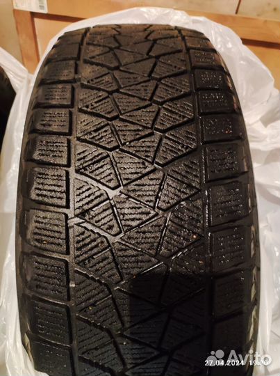 Bridgestone Blizzak DM-V2 225/55 R18 98T