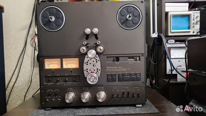 Катушечный магнитофон Technics RS 1500
