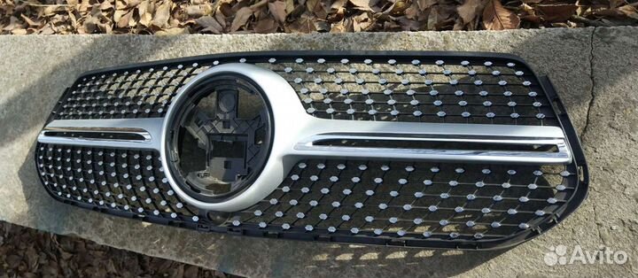Оригинальная решетка радиатора Мерседес