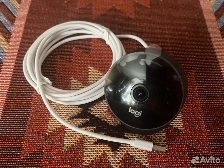 Камера Logitech Circle View