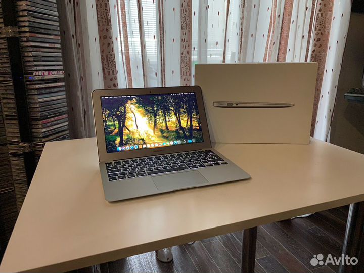 Apple MacBook Air 11.6 mid 2013 z0ny2ru/A Custom