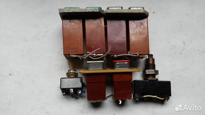 Ретро переключатели СССР, кнопка км2-1 и другое