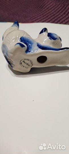 Статуэтка фарфор