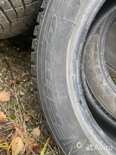 Nitto Therma Spike 205/55 R16