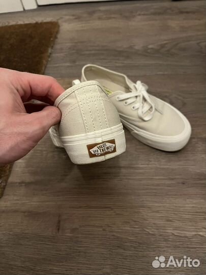 Vans Authentic VR3