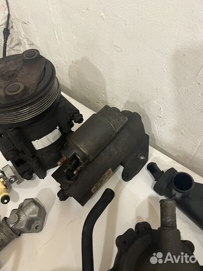 Запчасти Mazda Tribute 1