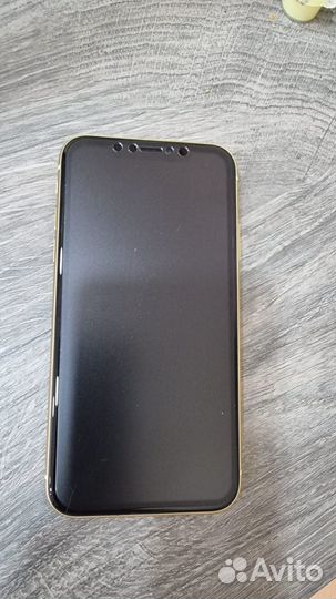 Телефон iPhone хр 128 гб
