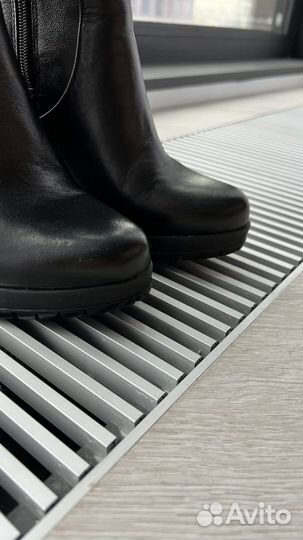 Сапоги Emporio Armani кожаные