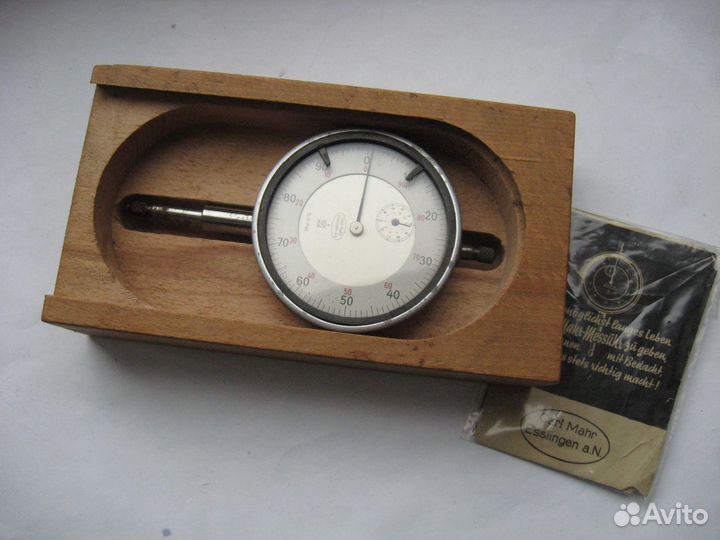 Антикварный измерительный прибор микрометр