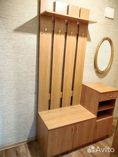 Вешалка в прихожую бу