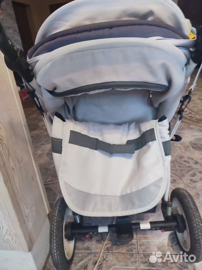 Детская коляска