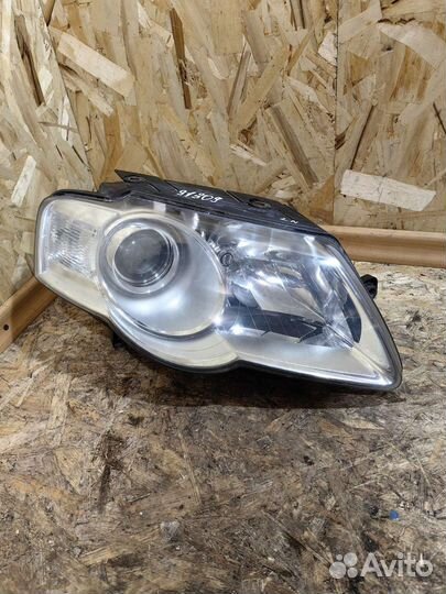 Фара Правая Пассат Б6 Галоген бу Оригинал