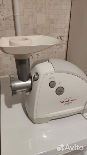 Мясорубка электрическая Moulinex HV8