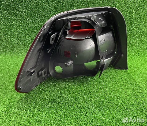 Фонарь правый Поло Седан