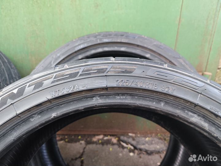 Nitto NT555 225/40 R18