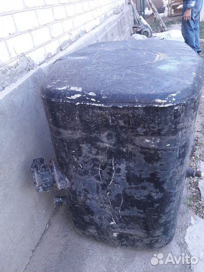 Продаю алюминиевый бак