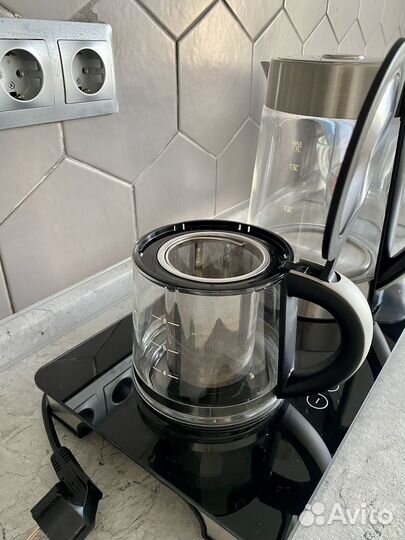 Электрический чайник с заварочником и подогревом