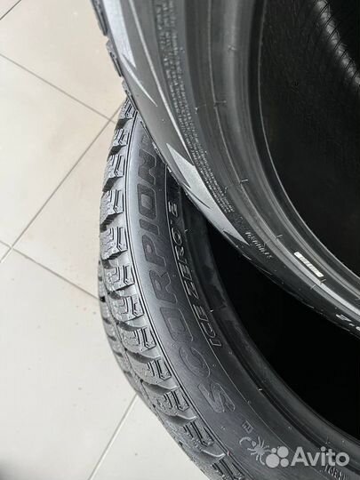 Pirelli Scorpion Ice Zero 2 315/35 R21 111H