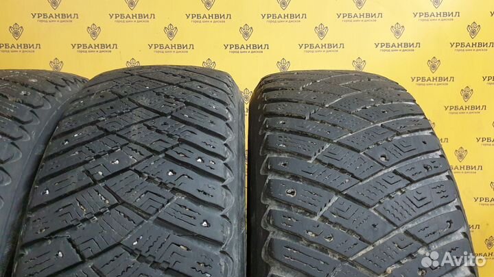 Goodyear Ultragrip Ice Arctic 205/65 R15 94T