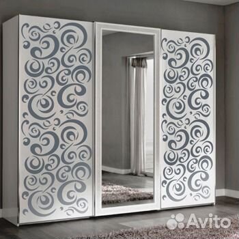 Декоративные интерьерные наклейки