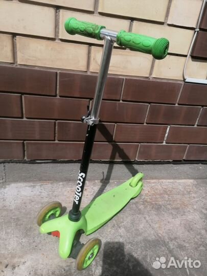 Самокат детский трехколесный