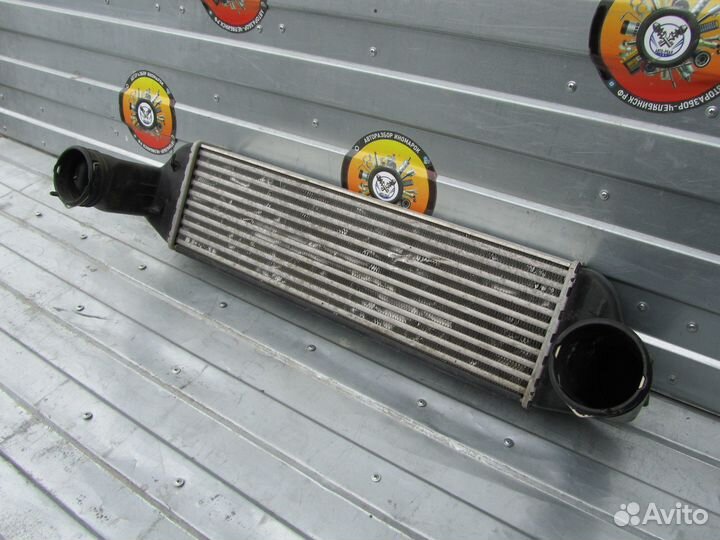 Интеркулер BMW X3 E83 радиатор охлаждения воздуха