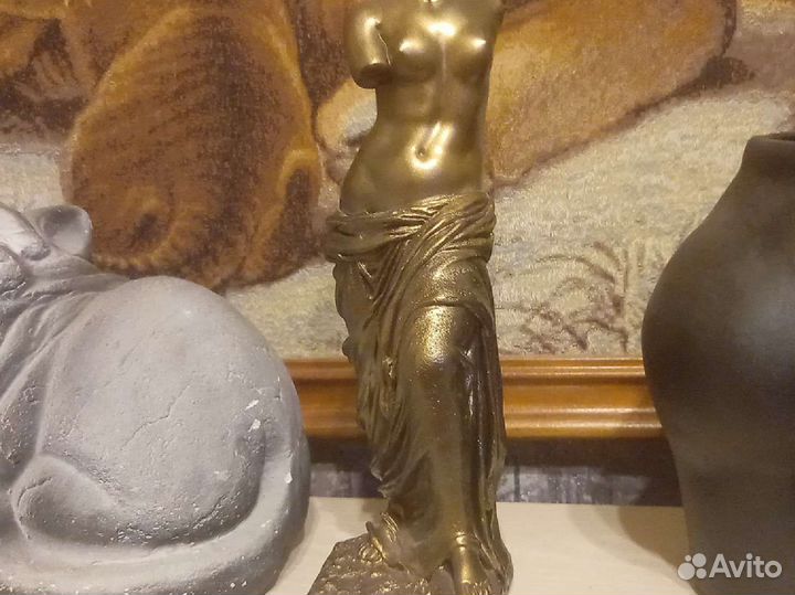 Статуэтка Венера