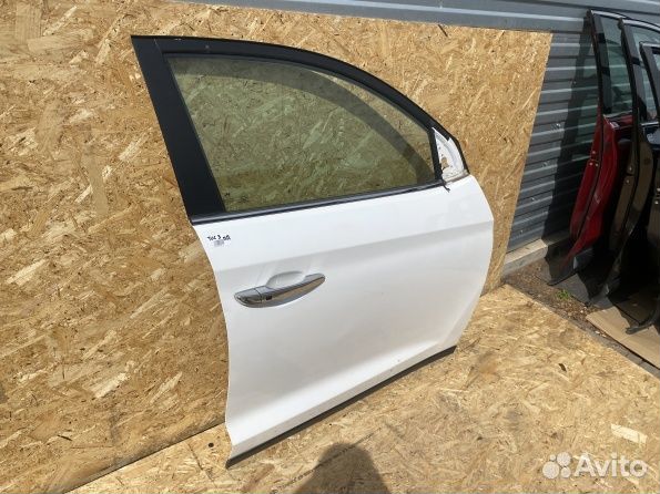 Hyundai Tucson 3 дверь передняя правая