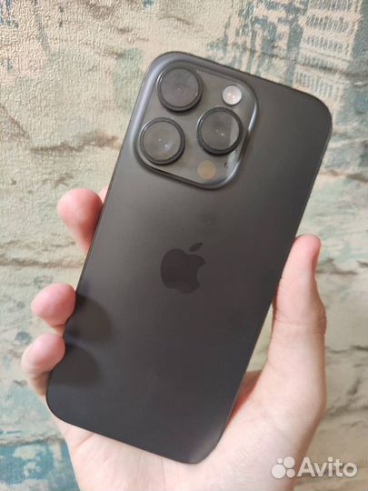 iPhone 15 Pro, 256 ГБ