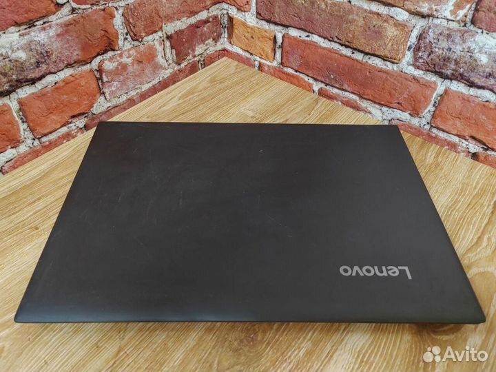 Игровой ноутбук Lenovo с 14 дюймами и SSD240