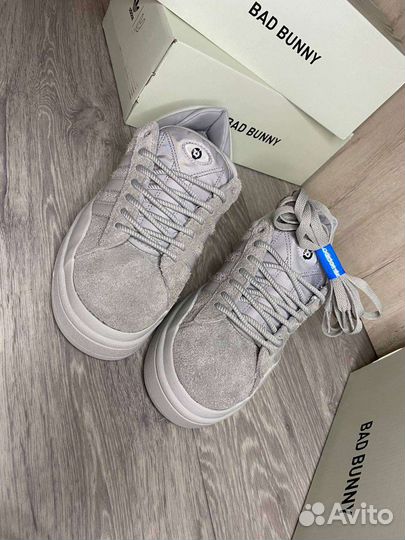 Кроссовки adidas кампус