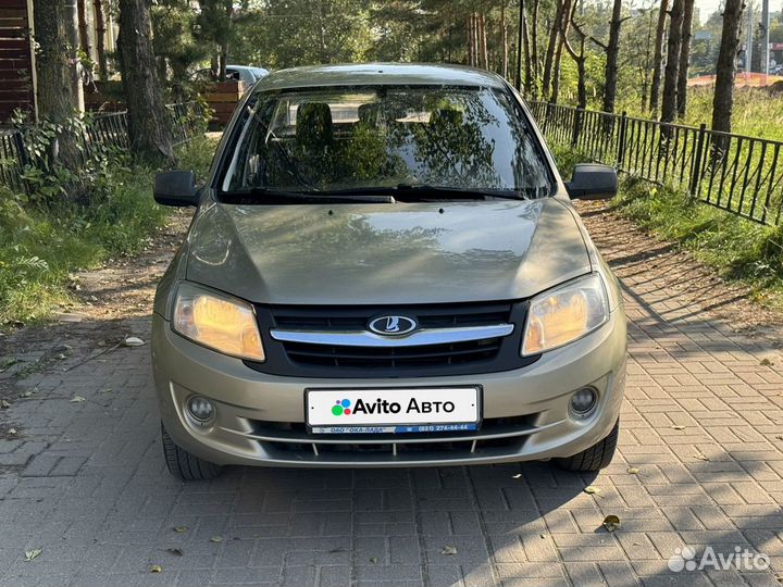 LADA Granta 1.6 МТ, 2013, 130 000 км