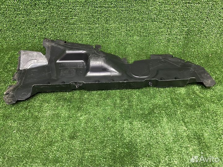 Дефлектор радиатора пара Peugeot 308