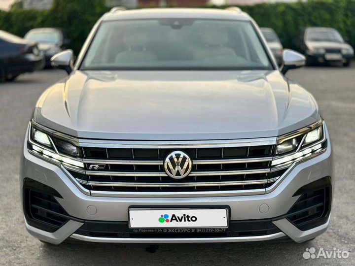 Volkswagen Touareg 3.0 AT, 2018, 215 000 км