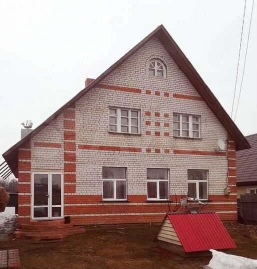 Дом 200 м² на участке 6,8 сот.