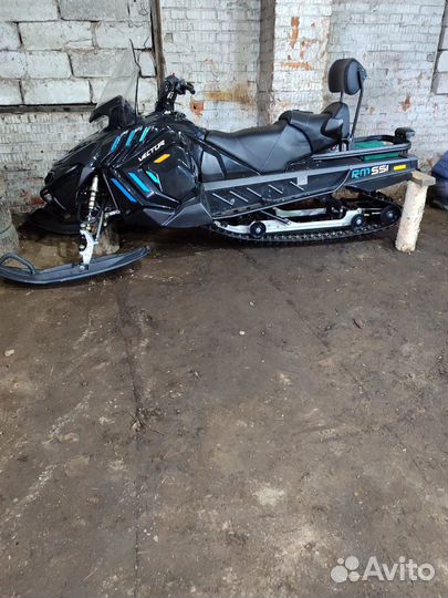 Снегоход вектор