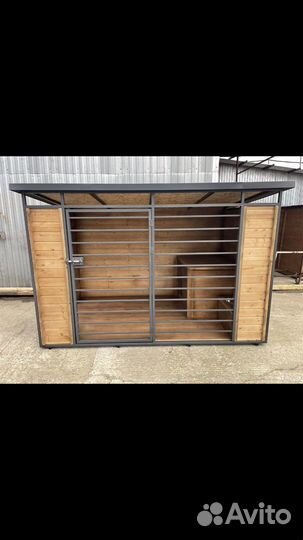 Вольер для собак с утепленной будкой