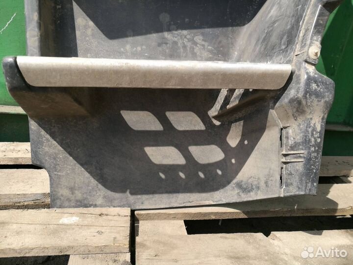 Модуль ступеней лев. Volvo FM 2015 1063726