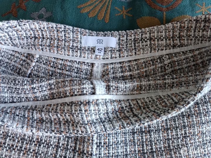 Шорты твидовые на осень и весну