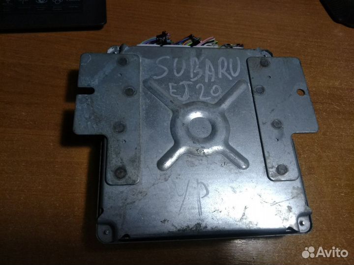 Блок управления двигателем+коса Subaru EJ20
