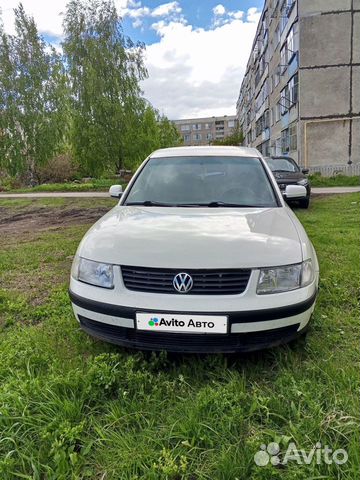 Volkswagen Passat 1.6 MT, 1997, 358 000 км с пробегом, цена 299999 руб.