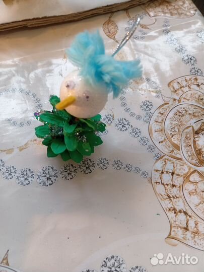 Новогодние игрушки на елку