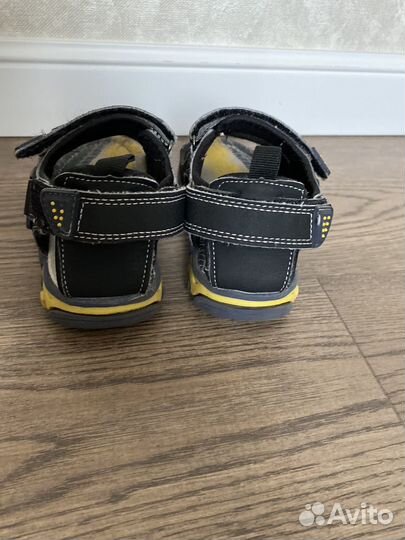 Сандалии для мальчика