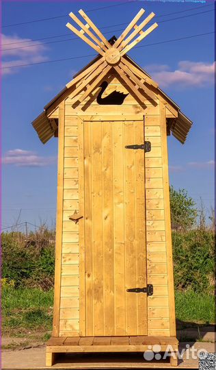 Дачный туалет деревянный