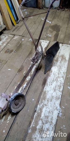 Конный плуг и окучник